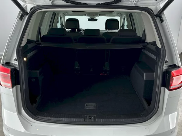 Volkswagen Touran Comfortline 2.0 TDI 90kW - foto 30