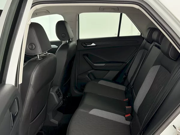 Volkswagen T-Roc Life GOAL 1.0 TSI 85kW - foto 8