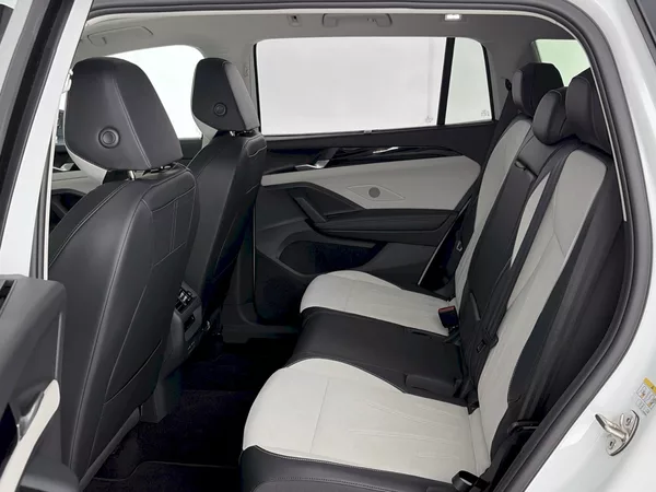 Volkswagen Tayron Elegance 2.0 TSI 150kW 4Motion - foto 8