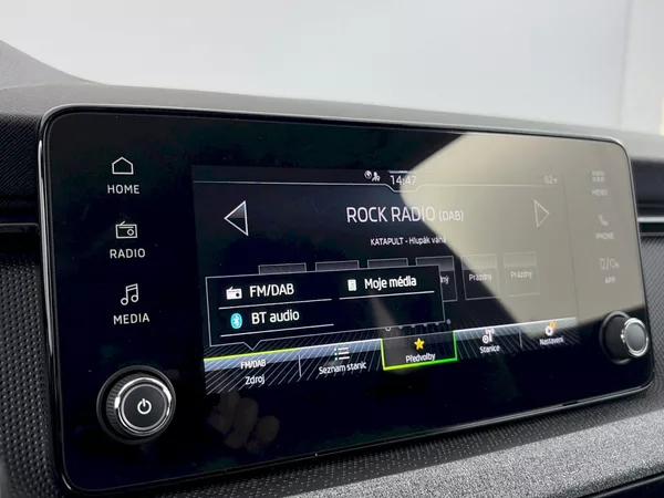Škoda Scala 1.0TSI 85kW Selection - foto 14