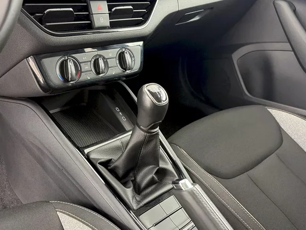 Škoda Scala 1.0TSI 85kW Selection - foto 16
