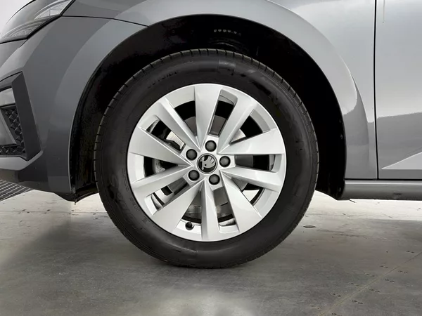 Škoda Scala 1.0TSI 85kW Selection - foto 26