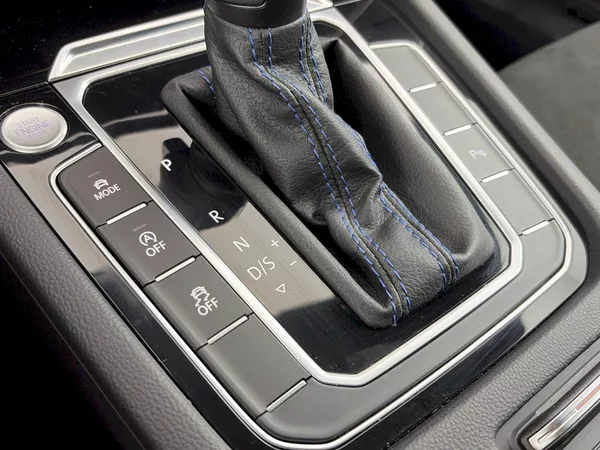 Volkswagen Arteon R 2.0 TSI 235kW 4Motion DSG - foto 25