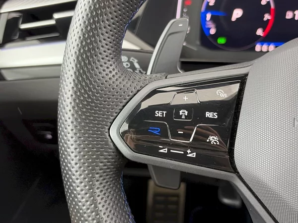 Volkswagen Arteon R 2.0 TSI 235kW 4Motion DSG - foto 29