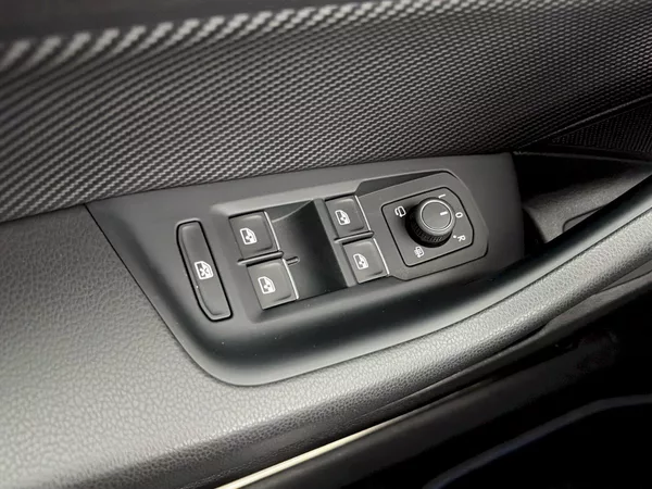 Volkswagen Arteon R 2.0 TSI 235kW 4Motion DSG - foto 30