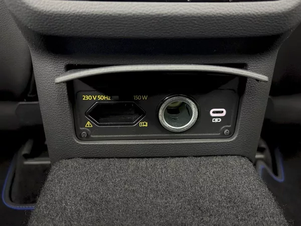 Volkswagen Arteon R 2.0 TSI 235kW 4Motion DSG - foto 33