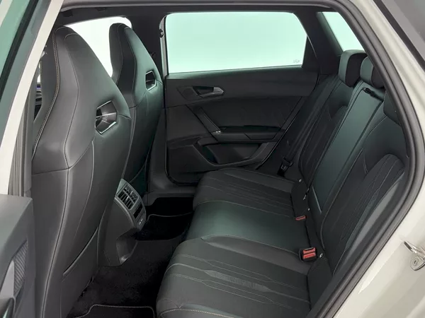Cupra Leon ST VZ 2.0 TSI 228kW 4x4 DSG - foto 8