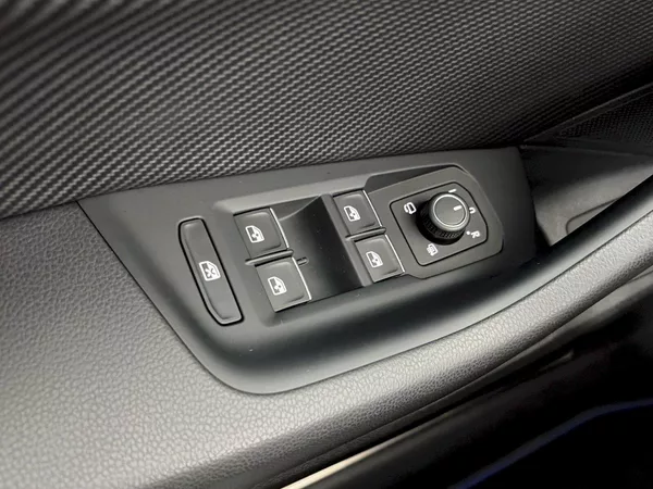 Volkswagen Arteon R 2.0 TSI 235kW 4Motion DSG - foto 30