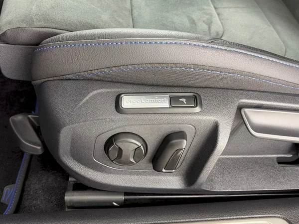Volkswagen Arteon R 2.0 TSI 235kW 4Motion DSG - foto 31