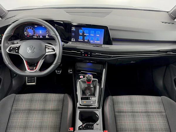 Volkswagen Golf GTI 2.0 TSI 180kW - foto 5