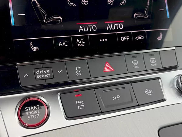 Audi S6 Avant 3.0 TDI 253kW Quattro ZF - foto 31