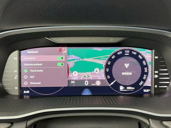 Škoda Octavia Combi 1.5TSI 110kW Top Selecti - foto 10