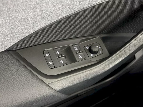 Škoda Octavia Combi 1.5TSI 110kW Top Selecti - foto 24