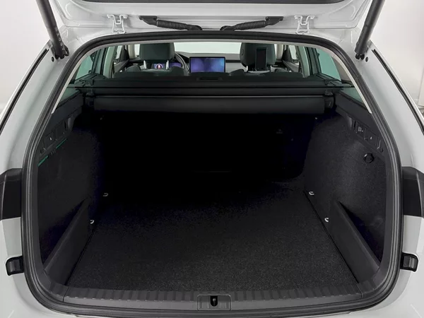 Škoda Octavia Combi 1.5TSI 110kW Top Selecti - foto 26