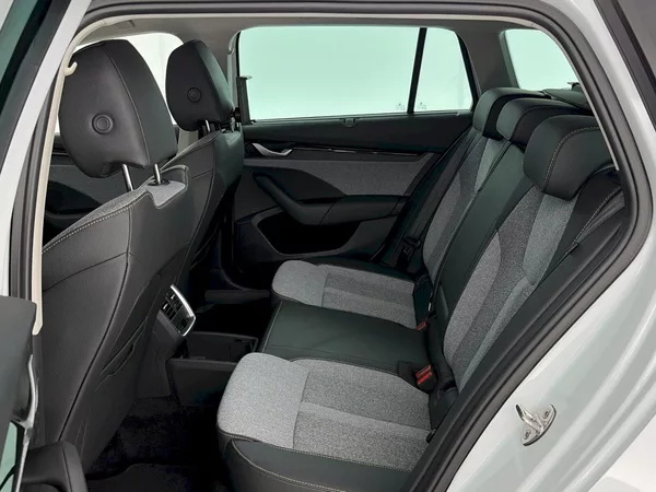 Škoda Octavia Combi 1.5TSI 110kW Top Selecti - foto 8