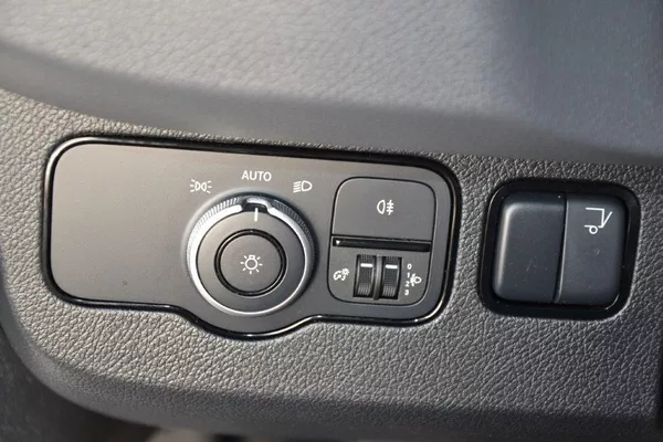 Mercedes-Benz Sprinter 316 hydr. čelo velká výbava - foto 14
