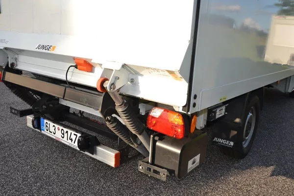 Mercedes-Benz Sprinter 316 hydr. čelo velká výbava - foto 26
