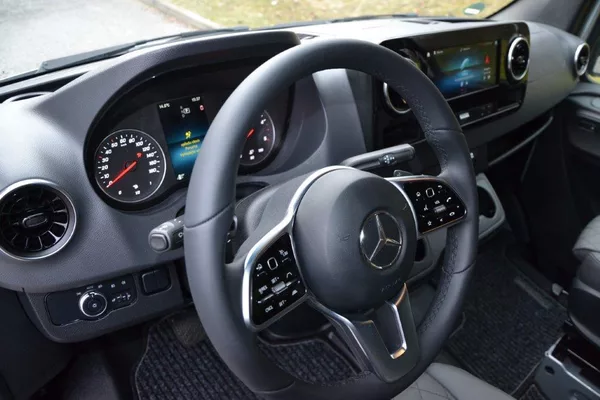 Mercedes-Benz Sprinter 317 9G Camper - vestavba - foto 15