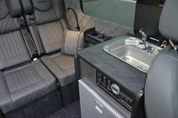 Mercedes-Benz Sprinter 317 9G Camper - vestavba - foto 47