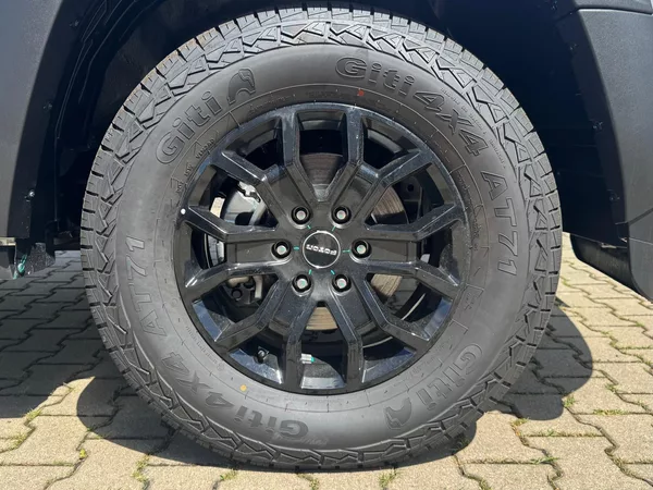 Foton Tunland V7 Luxury 4x4 48V MHEV - foto 18