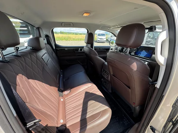 Foton Tunland V7 Luxury 4x4 48V MHEV - foto 30