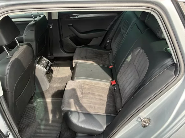Škoda Superb STYLE 2.0TDI 147kW DSG 4x4 CZ - foto 8