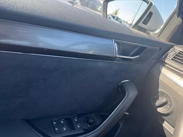 Škoda Superb SCOUT 2.0TDI 147kW 4x4 TAŽNÉ - foto 11