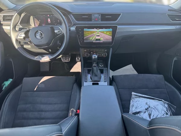 Škoda Superb SCOUT 2.0TDI 147kW 4x4 TAŽNÉ - foto 9