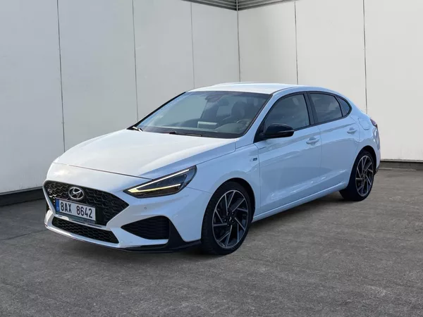 Hyundai i30 N LINE 1.5T-GDI 118kW CZ DPH