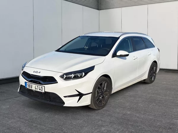 Kia Ceed TOP 1.5T-GDI 118k TAŽNÉ CZ DPH