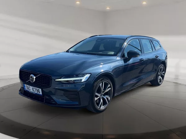 Volvo V60 PLUS DARK B4 145kW TAŽNÉ CZ