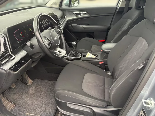 Kia Sportage EXCLUSIVE 1.6TGDI 110kW CZ DPH - foto 7