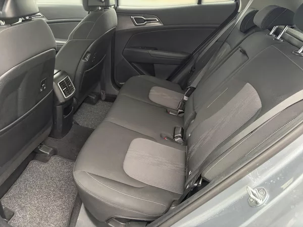 Kia Sportage EXCLUSIVE 1.6TGDI 110kW CZ DPH - foto 8