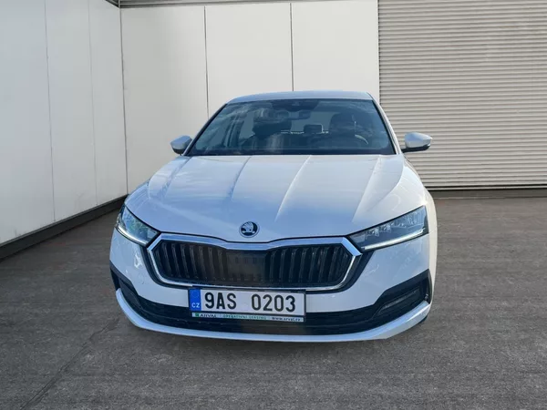 Škoda Octavia AMBITION 2.0TDI 110kW CZ DPH - foto 2