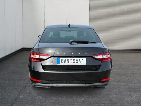 Škoda Superb STYLE 2.0TSI 140kW DSG DPH CZ - foto 5