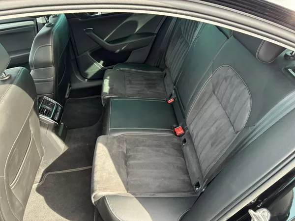 Škoda Superb STYLE 2.0TSI 140kW DSG DPH CZ - foto 8