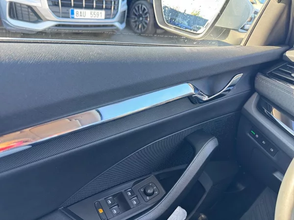 Škoda Octavia STYLE 1.5TSI 110kW CZ DPH - foto 11