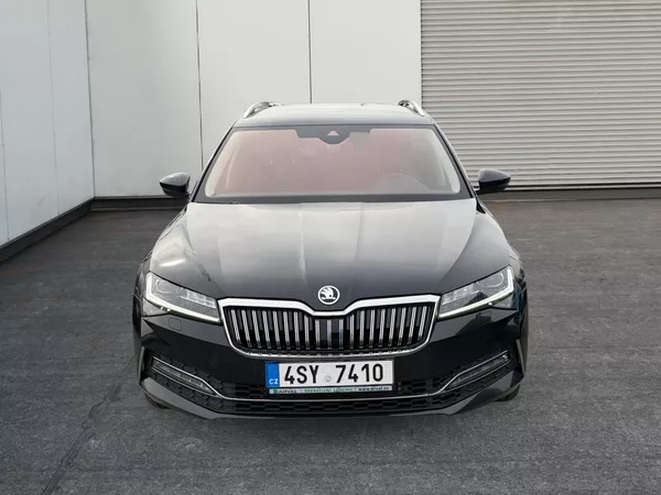 Škoda Superb L&K 2.0TSI 200kW DSG 4x4 TAŽNÉ - foto 2