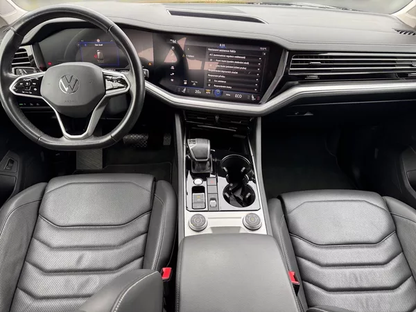 Volkswagen Touareg ELEGANCE 3.0TDI 210kW DSG 4x4 - foto 9