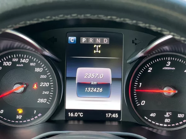 Mercedes-Benz Třídy X 350 d 4MATIC V6 190kW CZ - foto 17