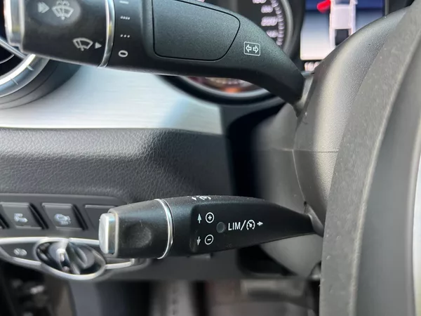 Mercedes-Benz Třídy X 350 d 4MATIC V6 190kW CZ - foto 23