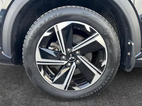 Mitsubishi Eclipse Cross INSTYLE 2.4 PHEV TAŽNÝ DPH CZ - foto 14