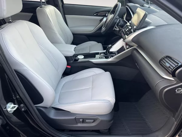 Mitsubishi Eclipse Cross INSTYLE 2.4 PHEV TAŽNÝ DPH CZ - foto 15