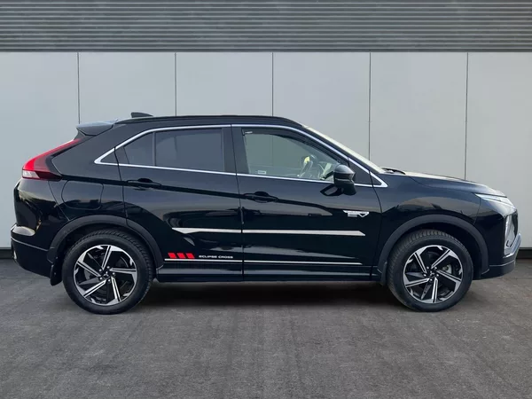 Mitsubishi Eclipse Cross INSTYLE 2.4 PHEV TAŽNÝ DPH CZ - foto 6