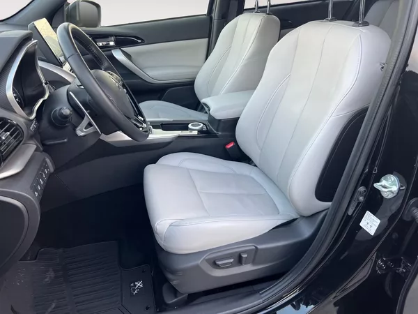 Mitsubishi Eclipse Cross INSTYLE 2.4 PHEV TAŽNÝ DPH CZ - foto 9