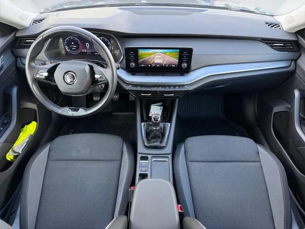 Škoda Octavia AMBITION 1.5TSI 110kW CZ DPH - foto 9