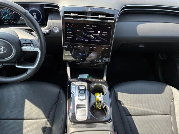 Hyundai Tucson STYLE 1.6HEV 132kW 4x4 TAŽNÉ - foto 10