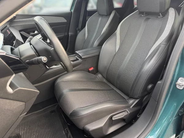 Peugeot 308 ALLURE PACK 1.5BHDi 96kW CZ - foto 7