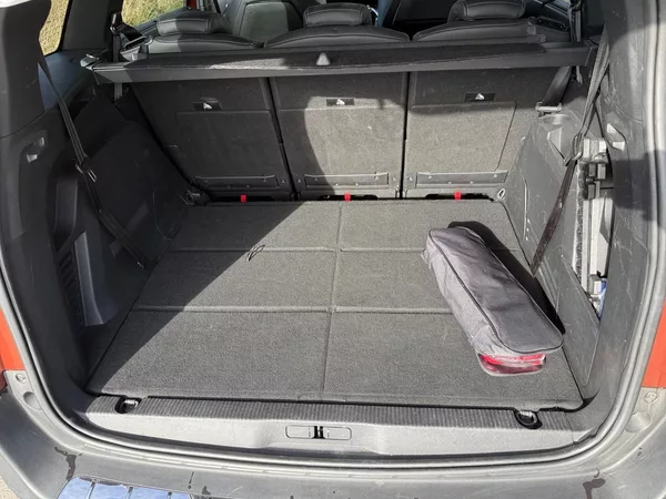Peugeot 5008 ALLURE 1.5BHDI 96kW CZ DPH - foto 6