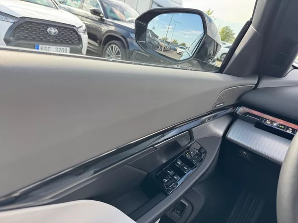 BMW Řada 5 TOURING 520d 145kW CZ DPH - foto 11